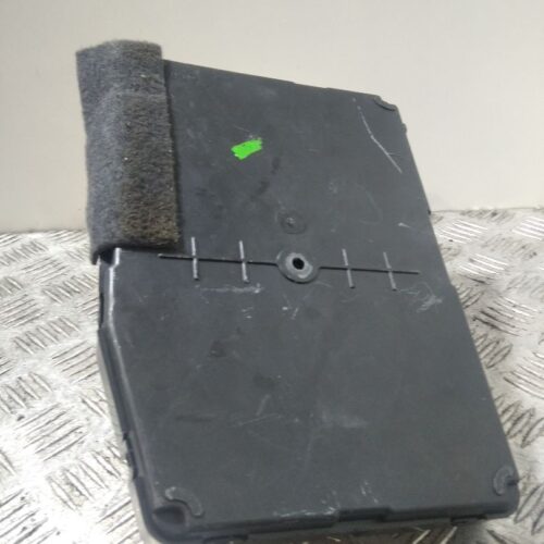 CAJA RELES / FUSIBLES RENAULT MEGANE II BERLINA 3P Confort Expression   |   07.02 – 12.05