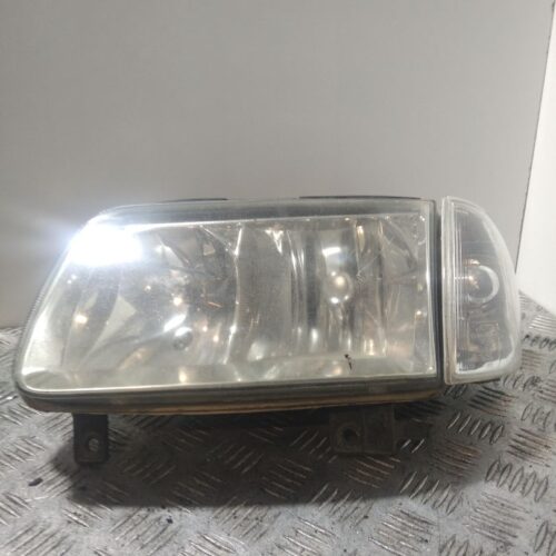 FARO IZQUIERDO VOLKSWAGEN POLO BERLINA (6N2) Trendline | 10.99 – 12.01