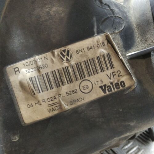 FARO DERECHO VOLKSWAGEN POLO BERLINA (6N2) Trendline | 10.99 – 12.01
