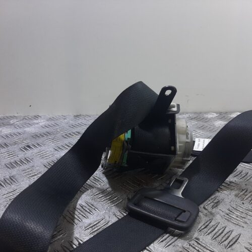 CINTURON SEGURIDAD DELANTERO DERECHO TOYOTA VERSO Active   |   02.09 – 12.13