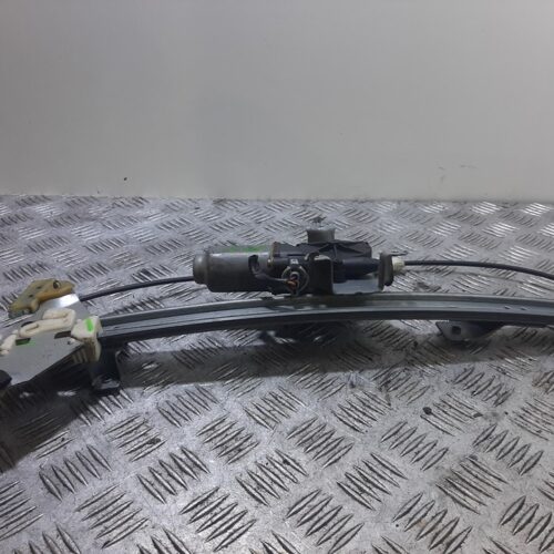 ELEVALUNAS TRASERO DERECHO NISSAN PRIMERA BERLINA (P12) Acenta   |   0.01 – …