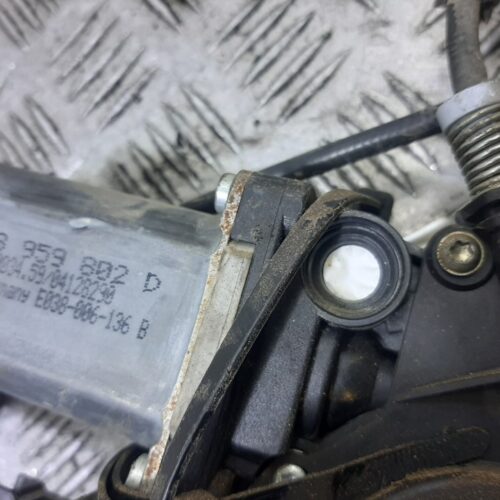 ELEVALUNAS DELANTERO DERECHO VOLKSWAGEN POLO BERLINA (6N2) Trendline   |   10.99 – 12.01