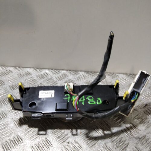 MANDO CLIMATIZADOR TOYOTA VERSO Active   |   02.09 – 12.13