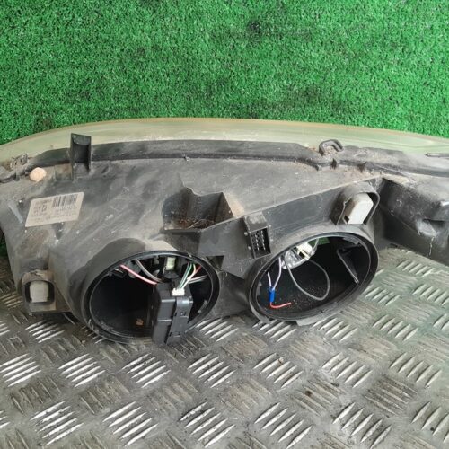 FARO DERECHO PEUGEOT 307 (S1) XR   |   04.01 – 12.04