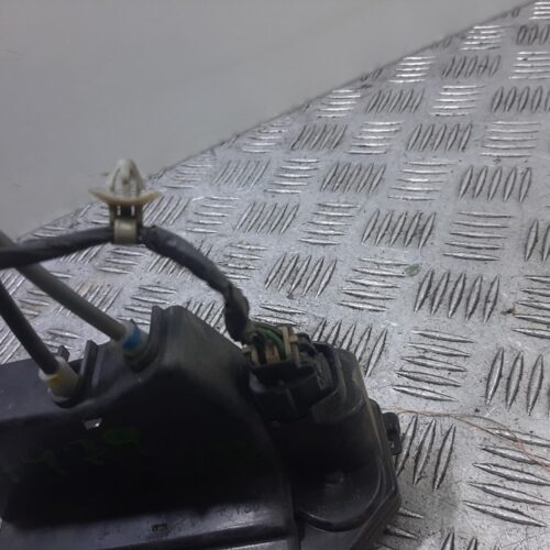 CERRADURA PUERTA DELANTERA IZQUIERDA SSANGYONG KYRON 200 Xdi Limited   |   10.05 – 12.11