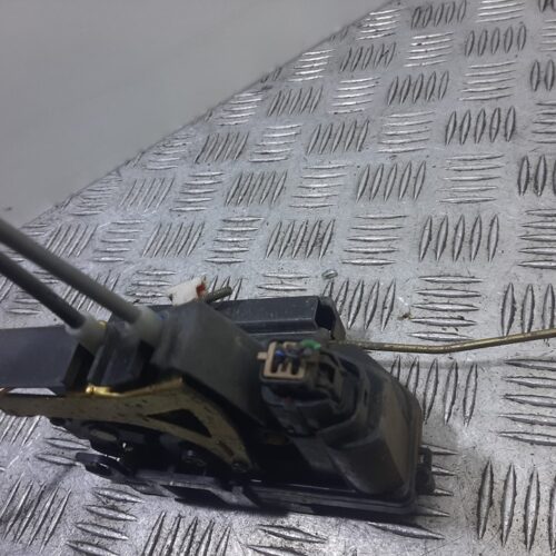 CERRADURA PUERTA DELANTERA DERECHA SSANGYONG KYRON 200 Xdi Limited   |   10.05 – 12.11