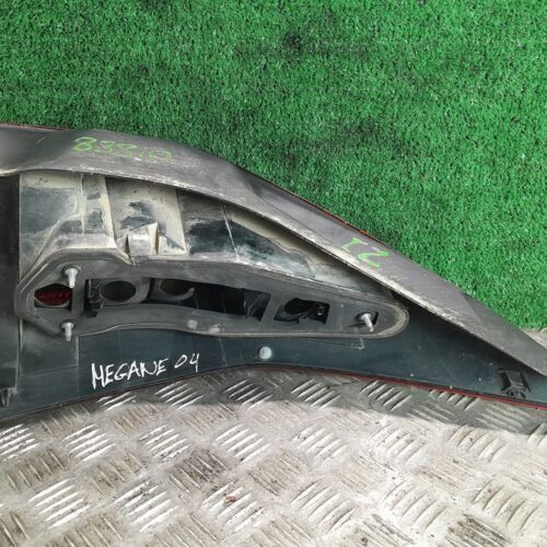 PILOTO TRASERO IZQUIERDO RENAULT MEGANE II FAMILIAR Authentique   |   0.03 – …