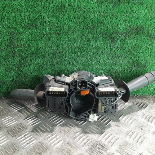 MANDO MULTIFUNCION NISSAN PRIMASTAR (X83) Avantour 7 asientos, batalla corta 2,76t   |   07.04 – …