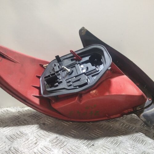 PILOTO TRASERO DERECHO PEUGEOT 206 BERLINA E-Music   |   01.04 – 12.05