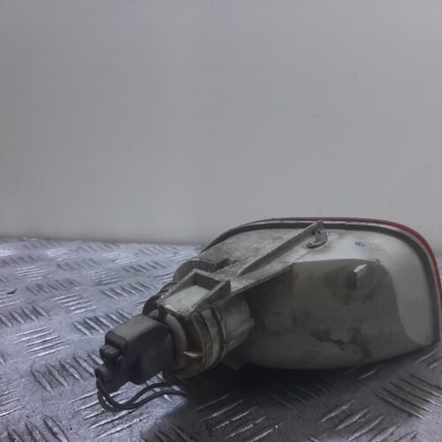 PILOTO MARCHA ATRAS FORD FOCUS BERLINA (CAK) Ambiente | 08.98 – 12.04