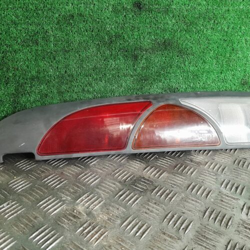 PILOTO TRASERO IZQUIERDO RENAULT KANGOO (F/KC0) Authentique   |   01.01 – 12.03