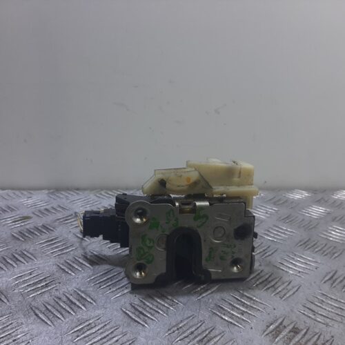 CERRADURA PUERTA DELANTERA IZQUIERDA DACIA DOKKER Access   |   05.15 – 12.20