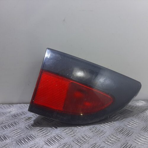 PILOTO TRASERO IZQUIERDO INTERIOR RENAULT MEGANE I CLASSIC (LA0) 1.9 dTi Alize   |   06.97 – 12.01