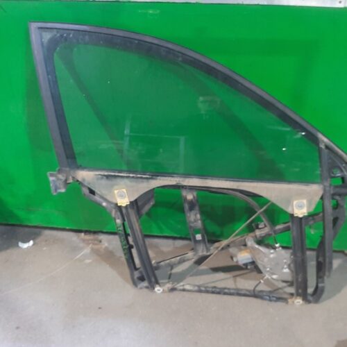 ELEVALUNAS DELANTERO IZQUIERDO AUDI A6 BERLINA (4B2) 3.0   |   06.01 – 12.04