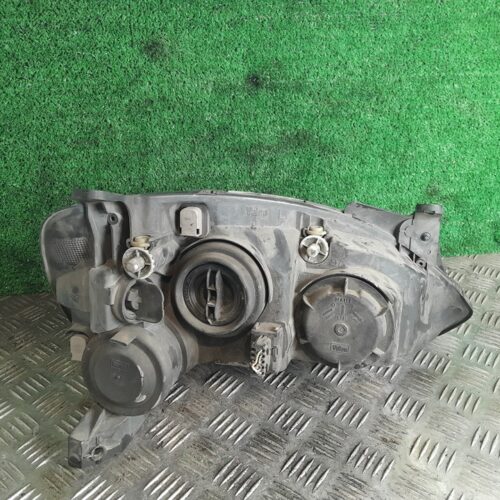 FARO IZQUIERDO OPEL CORSA C Comfort   |   0.00 – …