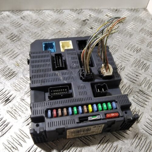 CAJA RELES / FUSIBLES CITROEN C4 COUPE Collection   |   11.04 – 12.08