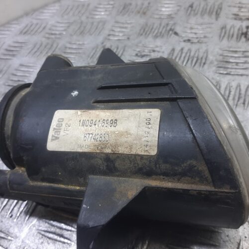 FARO ANTINIEBLA IZQUIERDO SEAT LEON (1M1) Signo   |   11.99 – 12.04
