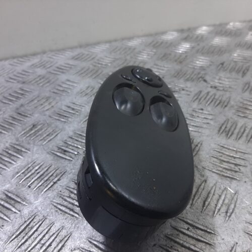 MANDO ELEVALUNAS DELANTERO IZQUIERDO MG ROVER SERIE 75 (RJ) 2.0 KV6 Classic | 04.99 – 12.02