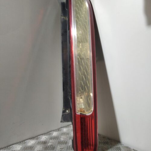 PILOTO TRASERO IZQUIERDO FORD FOCUS LIM. (CB4) ECOnetic   |   12.07 – 12.09