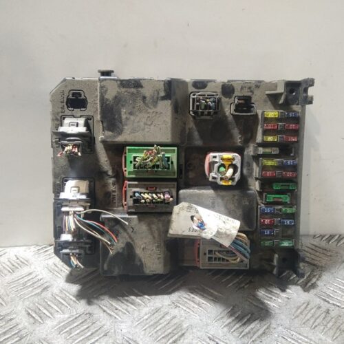 CAJA RELES / FUSIBLES PEUGEOT 307 BREAK / SW (S1) BREAK XR   |   04.02 – 12.04