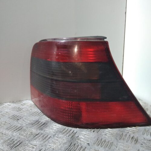 PILOTO TRASERO DERECHO VOLKSWAGEN GOLF IV BERLINA (1J1) 25 Aniversario   |   10.99 – 12.01
