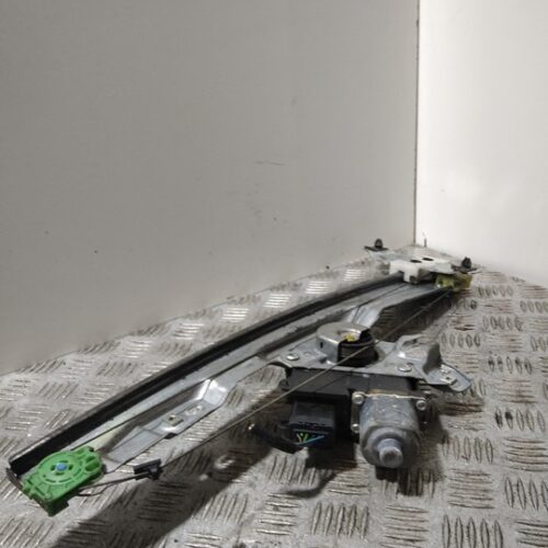 ELEVALUNAS DELANTERO DERECHO PEUGEOT 308 SW Confort   |   05.08 – 12.10