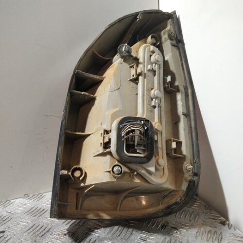 PILOTO TRASERO IZQUIERDO OPEL ZAFIRA A Elegance   |   08.00 – 12.05