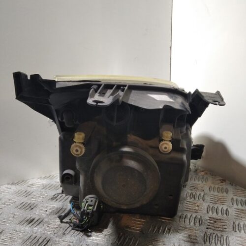 FARO IZQUIERDO FORD FUSION (CBK) Ambiente   |   06.02 – 12.13