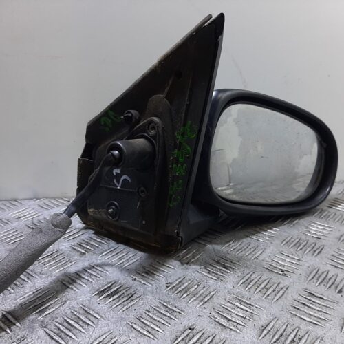 RETROVISOR DERECHO NISSAN ALMERA TINO (V10M) Ambience   |   08.00 – 12.03