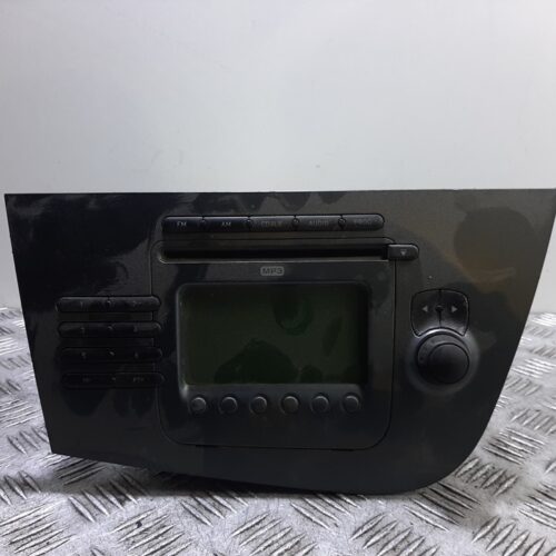 SISTEMA AUDIO / RADIO CD SEAT LEON (1P1) Reference   |   05.05 – 12.10