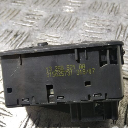 MANDO ELEVALUNAS DELANTERO IZQUIERDO OPEL CORSA D «111 Years»   |   01.10 – 12.10