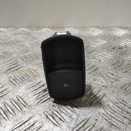 MANDO ELEVALUNAS DELANTERO DERECHO OPEL CORSA D «111 Years»   |   01.10 – 12.10