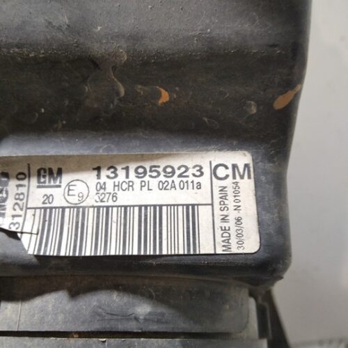 FARO IZQUIERDO OPEL CORSA C Blue Line   |   0.03 – …