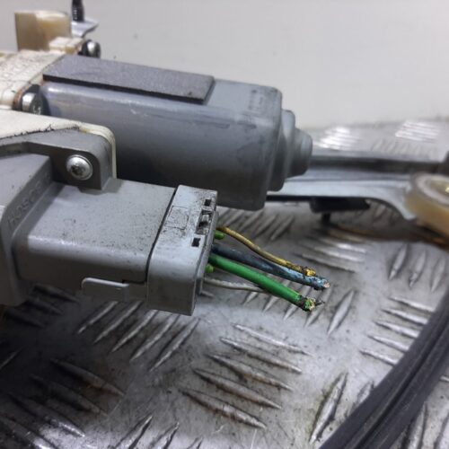 ELEVALUNAS DELANTERO IZQUIERDO CITROEN XSARA PICASSO 1.6 HDi 90 Exclusive | 01.06 – …