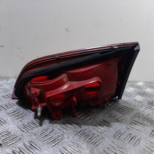 PILOTO TRASERO IZQUIERDO INTERIOR AUDI A4 AVANT (8K5) (2008) Básico   |   04.08 – 12.12