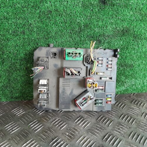 CAJA RELES / FUSIBLES PEUGEOT PARTNER (S2) Combi Pro | 11.02 – 12.04