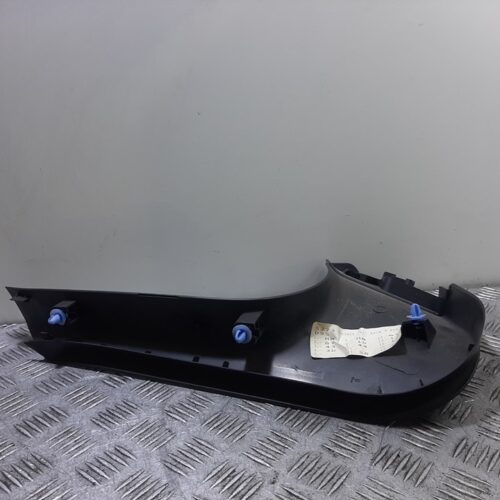 MOLDURA RENAULT MEGANE III BERLINA 5 P Dynamique | 10.08 – 12.11