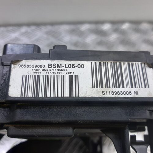 CAJA RELES / FUSIBLES CITROEN C4 COUPE Collection | 11.04 – 12.08