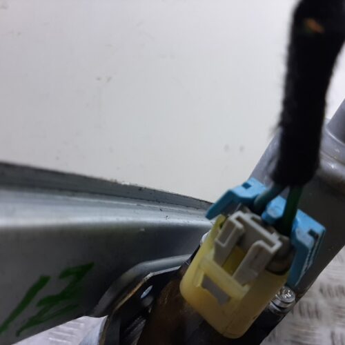 ELEVALUNAS TRASERO IZQUIERDO CHEVROLET CRUZE LS | 01.09 – 12.11