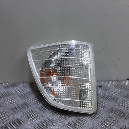 PILOTO DELANTERO DERECHO MERCEDES SPRINTER (W901,W903) COMBI 208 D   (901.3/902.371-372)   |   01.96 – 12.00