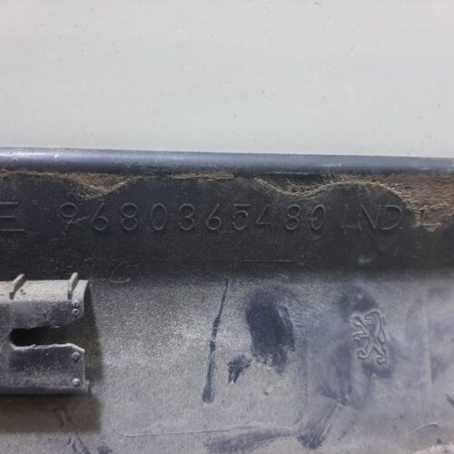 MOLDURA PEUGEOT 308 SPORTIUM   |   06.10 – 09.10