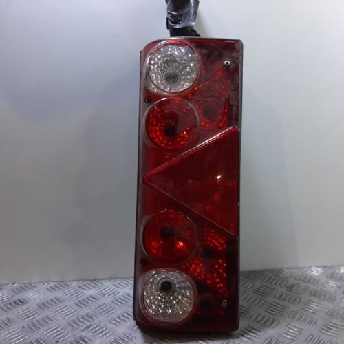 PILOTO TRASERO IZQUIERDO MERCEDES-BENZ SPRINTER II JAMES COOK (906) 313 CDI classic   |   09.06 – 12.09