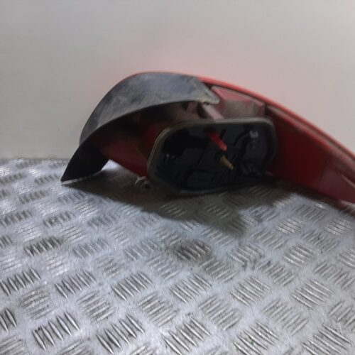 PILOTO TRASERO IZQUIERDO PEUGEOT 206 BERLINA XS   |   12.00 – 12.06
