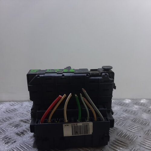 CAJA RELES / FUSIBLES PEUGEOT 307 BREAK / SW (S1) SW   |   04.02 – 12.04