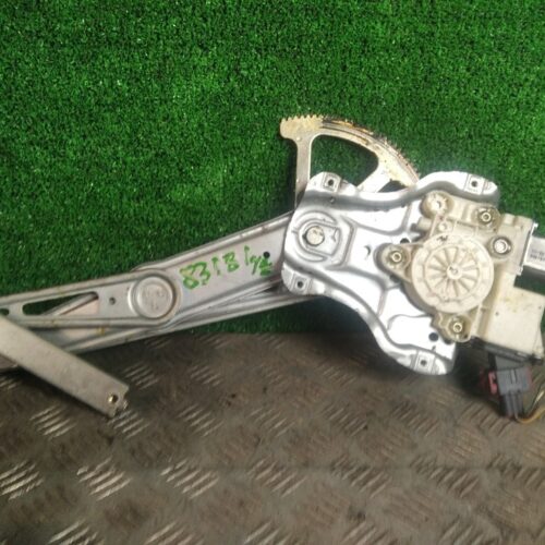 ELEVALUNAS DELANTERO IZQUIERDO TOYOTA COROLLA (E12) 1.4 D-4D TERRA SEDÁN   |   06.04 – 12.06