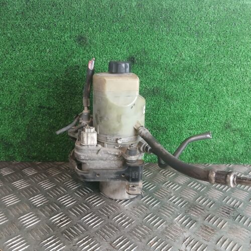 BOMBA DIRECCION FORD FOCUS BERLINA (CAP) Ambiente (D)   |   04.06 – …