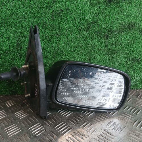 RETROVISOR DERECHO TOYOTA YARIS (NCP1/NLP1/SCP1) 1.0 Linea Luna   |   08.99 – 12.00