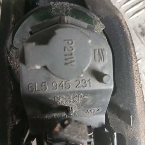 PILOTO TRASERO IZQUIERDO INTERIOR SEAT IBIZA (6L1) Signo   |   0.02 – …