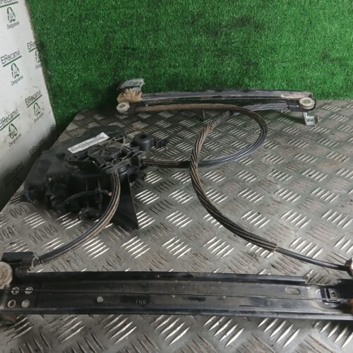 ELEVALUNAS DELANTERO IZQUIERDO SEAT IBIZA SC (6J1) Reference   |   02.08 – 12.13