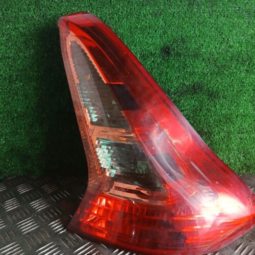 PILOTO TRASERO DERECHO CITROEN C4 BERLINA Collection   |   01.06 – 12.08